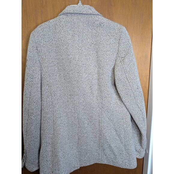 L. L. Bean Tweed Blazer - Picture 2 of 5